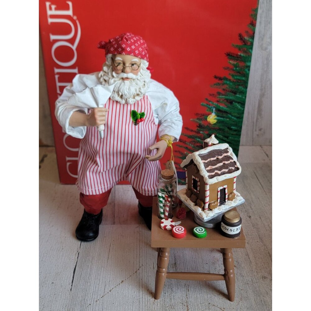 Clothtique‎ Santa Claus Gingerbread house Xmas home decor figure